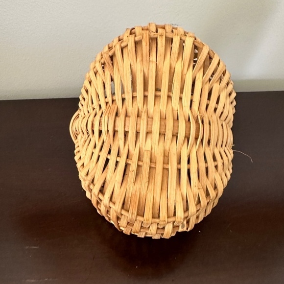 Vintage Primitive Small Buttocks Egg Splint Wood Basket - Picture 5 of 10